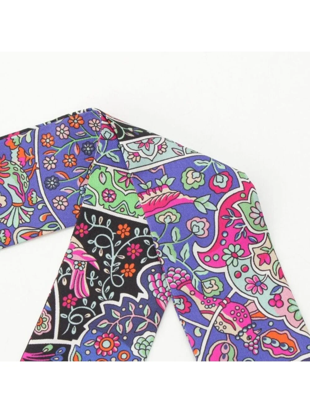 ★SOLD★ Hermes Twilly Au Pays Des Oiseaux in the Land of Flowering Birds Silk - Picture 2 of 8
